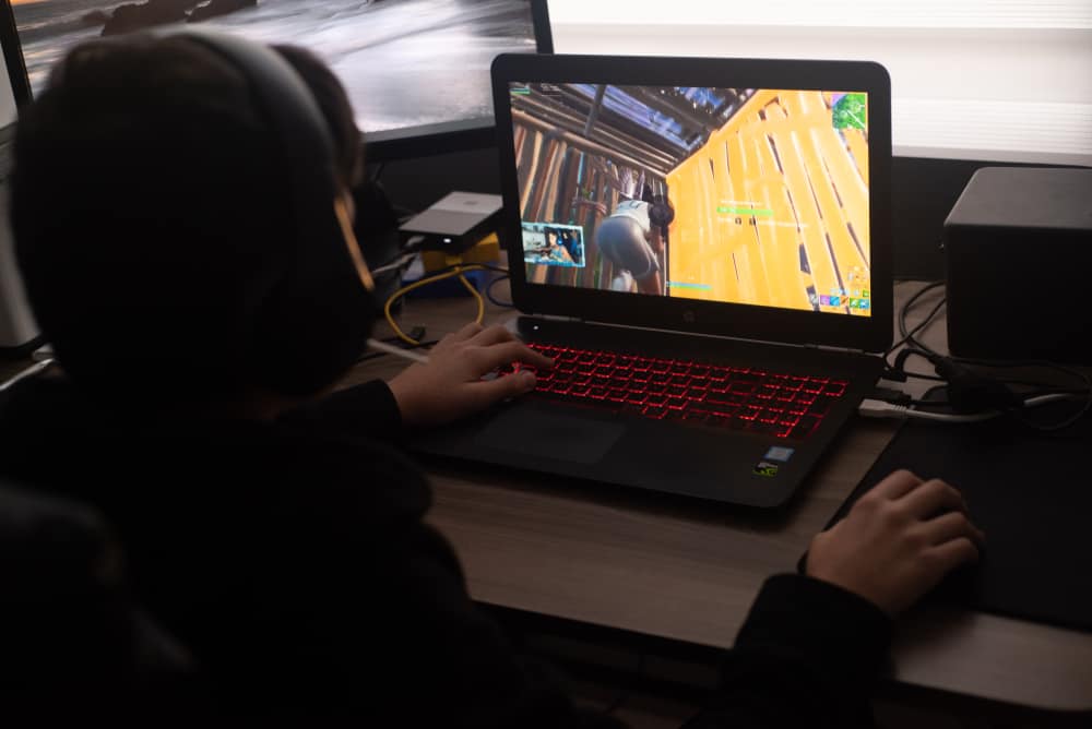 HP Omen Penguasa Game