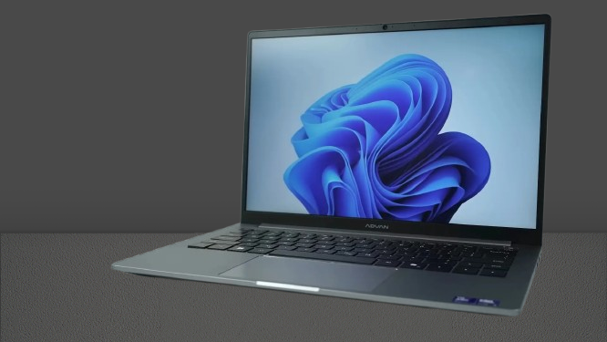 Laptop ADVAN