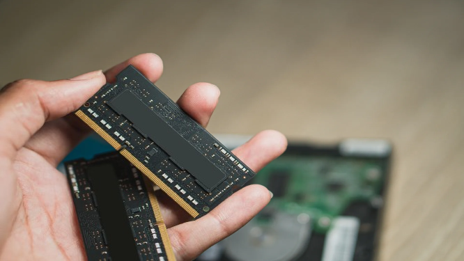 Bagaimana Memutuskan Beli atau Upgrade RAM