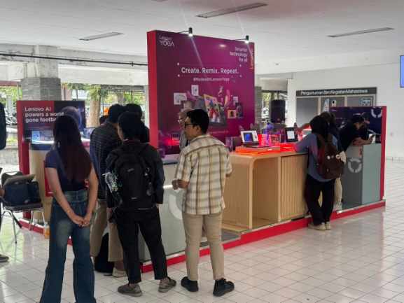 Kana Komputer: Lenovo Campus Roadshow di Universitas Gadjah Mada dengan Experience Zone “Do More With Lenovo”